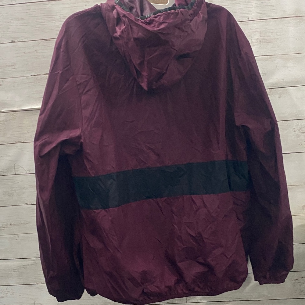 VS PINK Maroon Windbreaker 1/2 Zip Jacket with Hood & Pockets - Picture 4 of 7